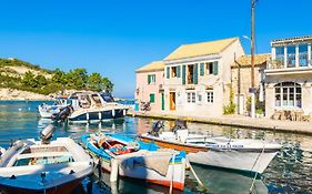 Spiros Jetty House